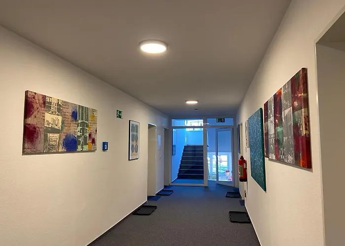 Waldwerk Wurlgrund 公寓式酒店 利兴