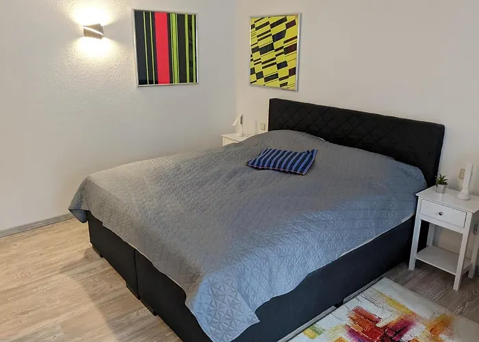 Waldwerk Wurlgrund 公寓式酒店 4*