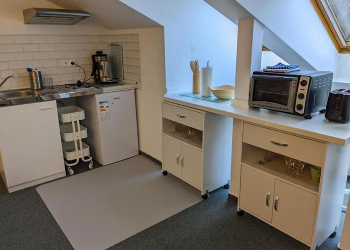 Waldwerk Wurlgrund 公寓式酒店 4*